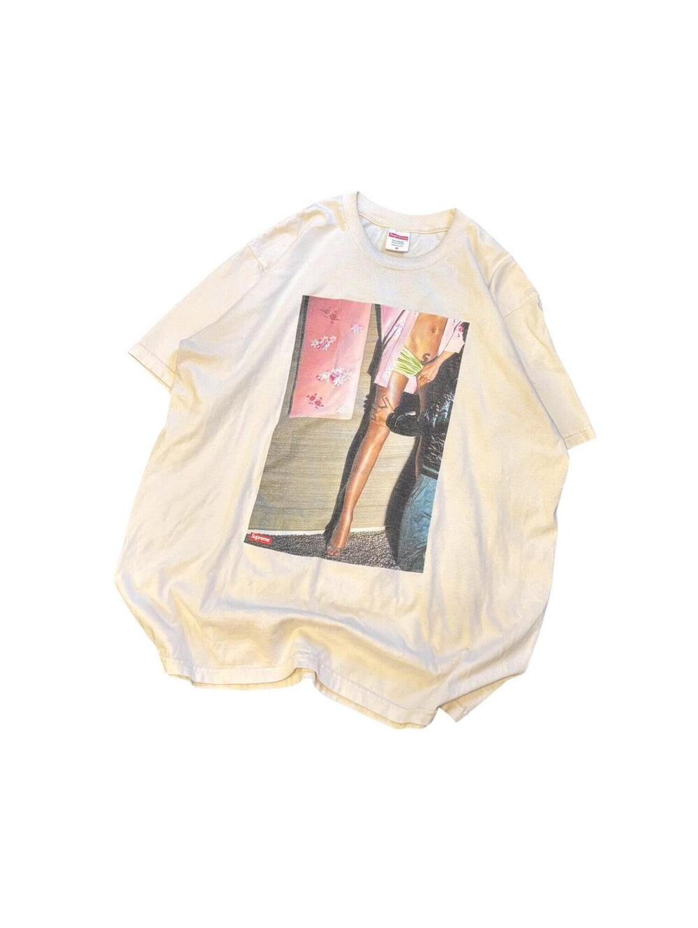 Supreme Model Tee